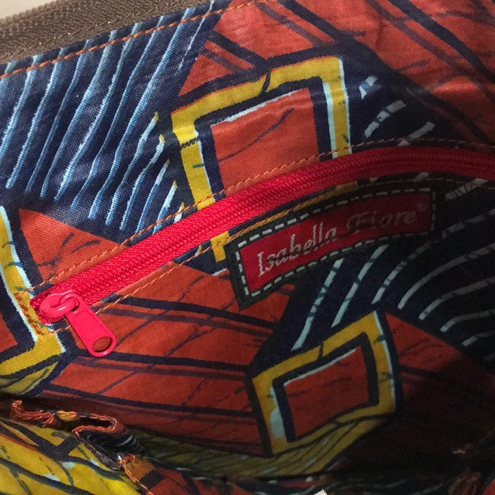 NWT Isabel Fiore Sea Shell beaded bag
